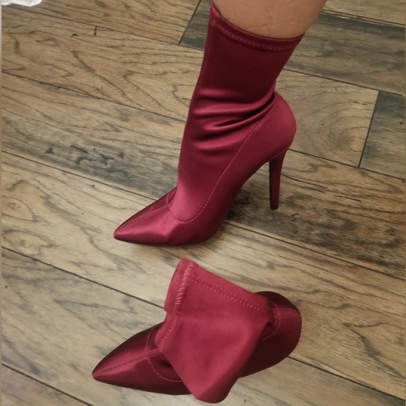 Charlotte Russe Sock Ankle Booties Burgundy Size 7 Satin Ankle Boots - Picture 5 of 14